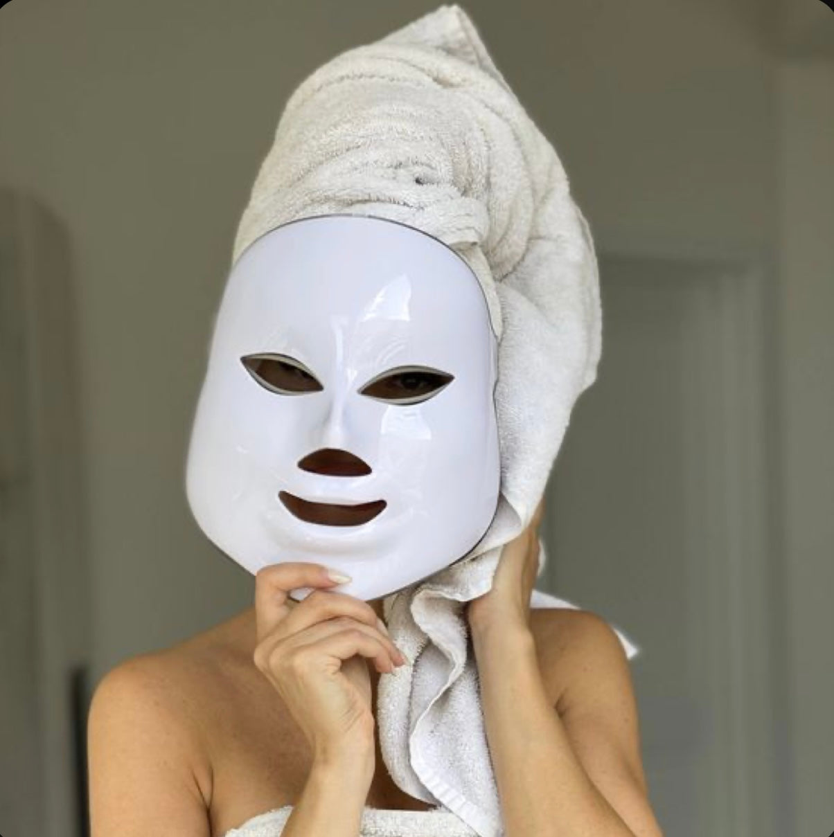 masque facial LED rouge luminothérapie